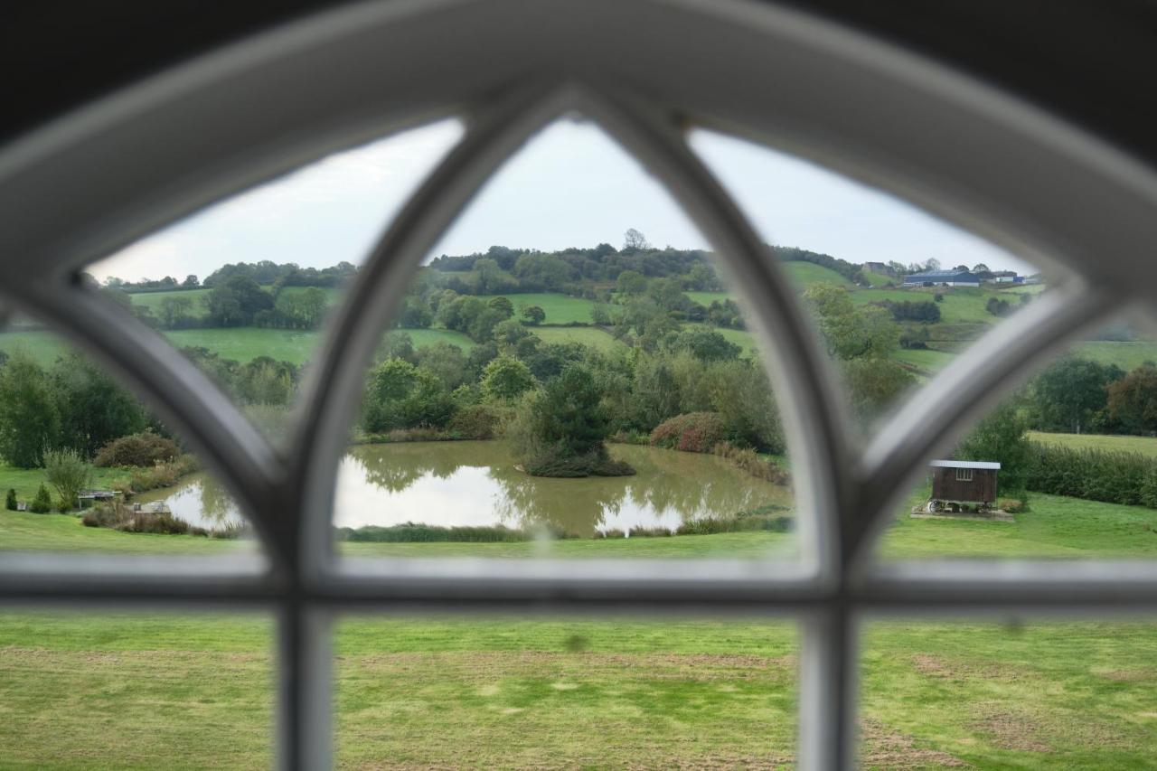 Heron House At Millfields Farm Cottages Hognaston Exterior foto